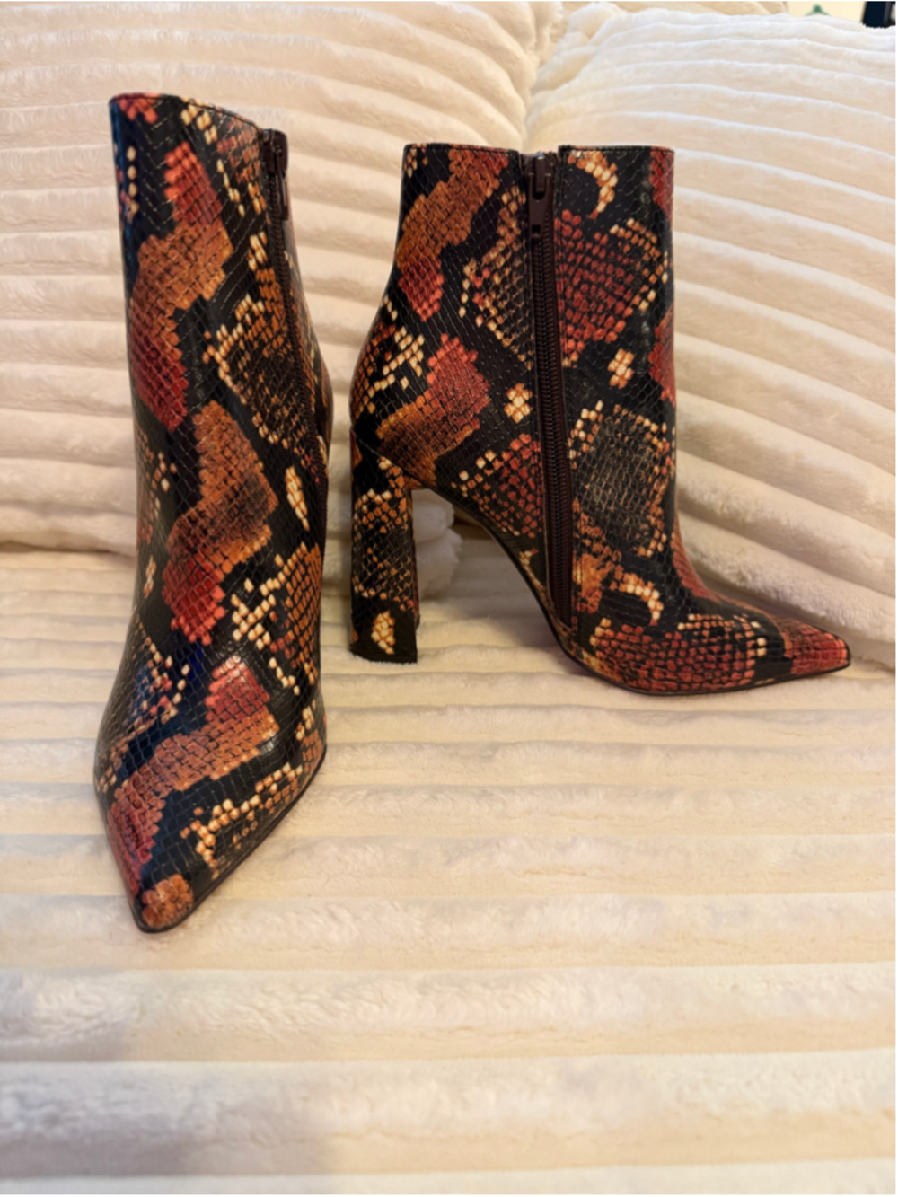 Women's Steve Madden Multi Color Snake Print Ankle Boots Size 6.5 Brown Black - Picture 1 of 7